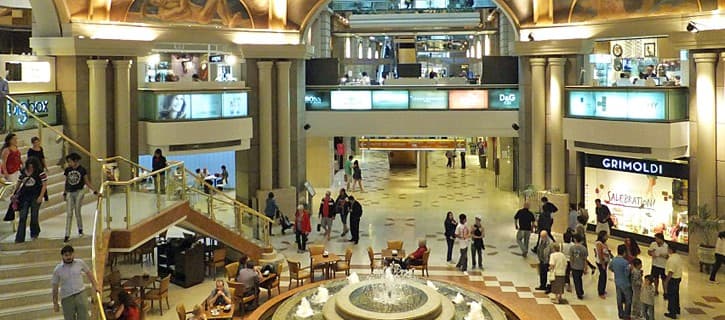 Argentina tiene la ropa y los restaurantes más caros de Sudamérica - imagen de origen