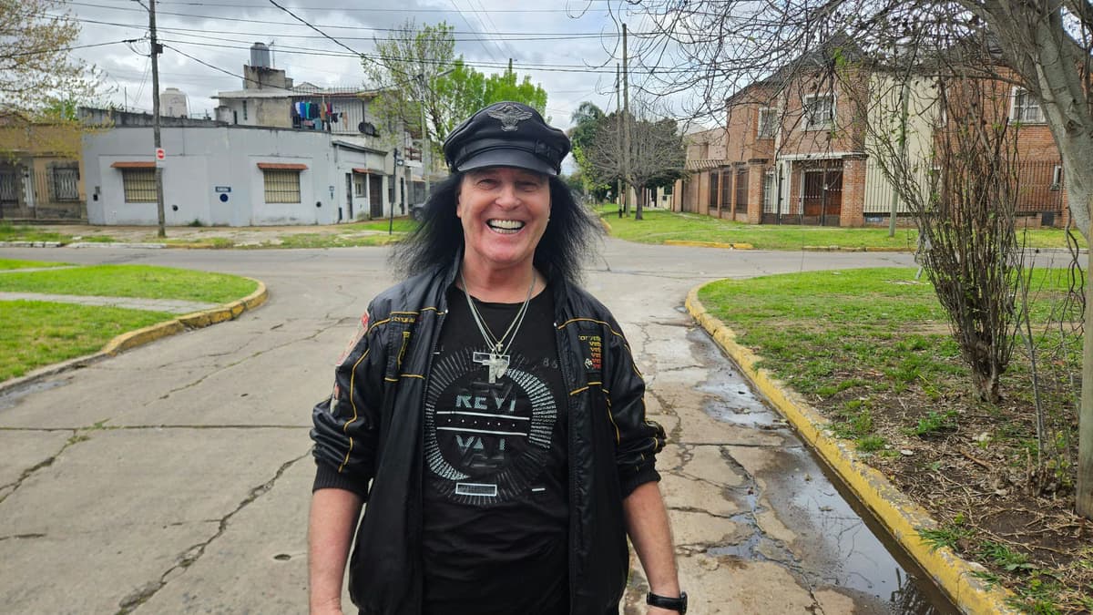 Una estrella de rock en Temperley: mano a mano con Dave Evans, mito de AC/DC - imagen de origen