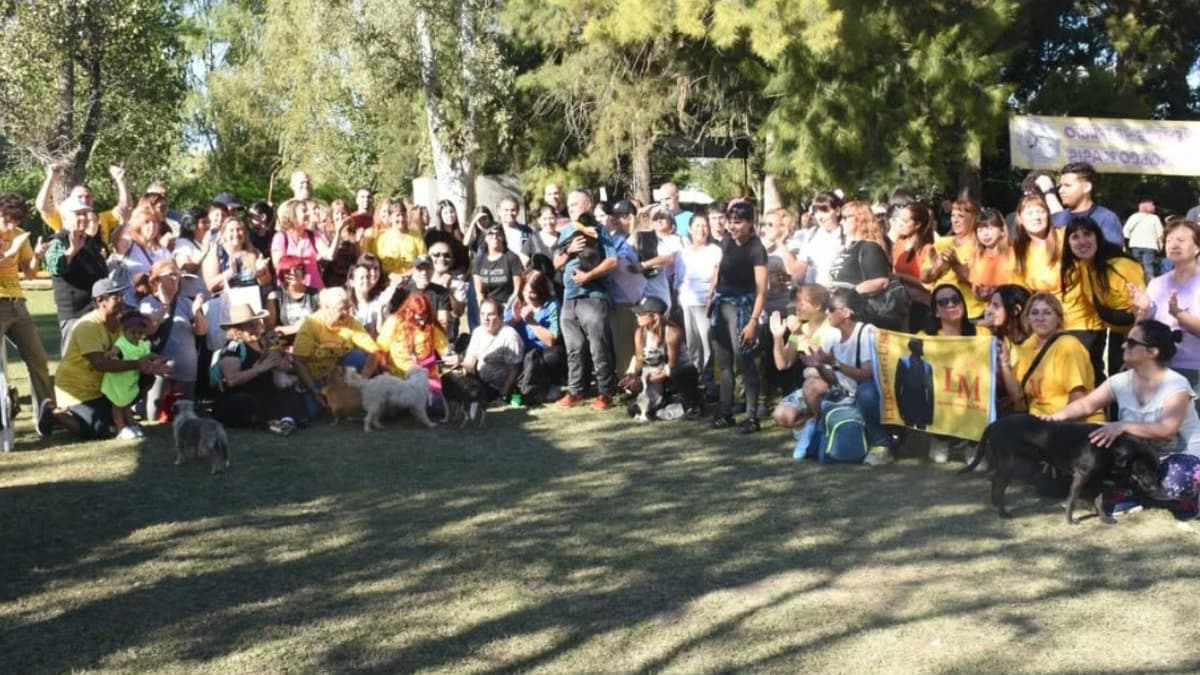 La celebración será el 15 de noviembre y se podrá ir en micro desde Lomas.