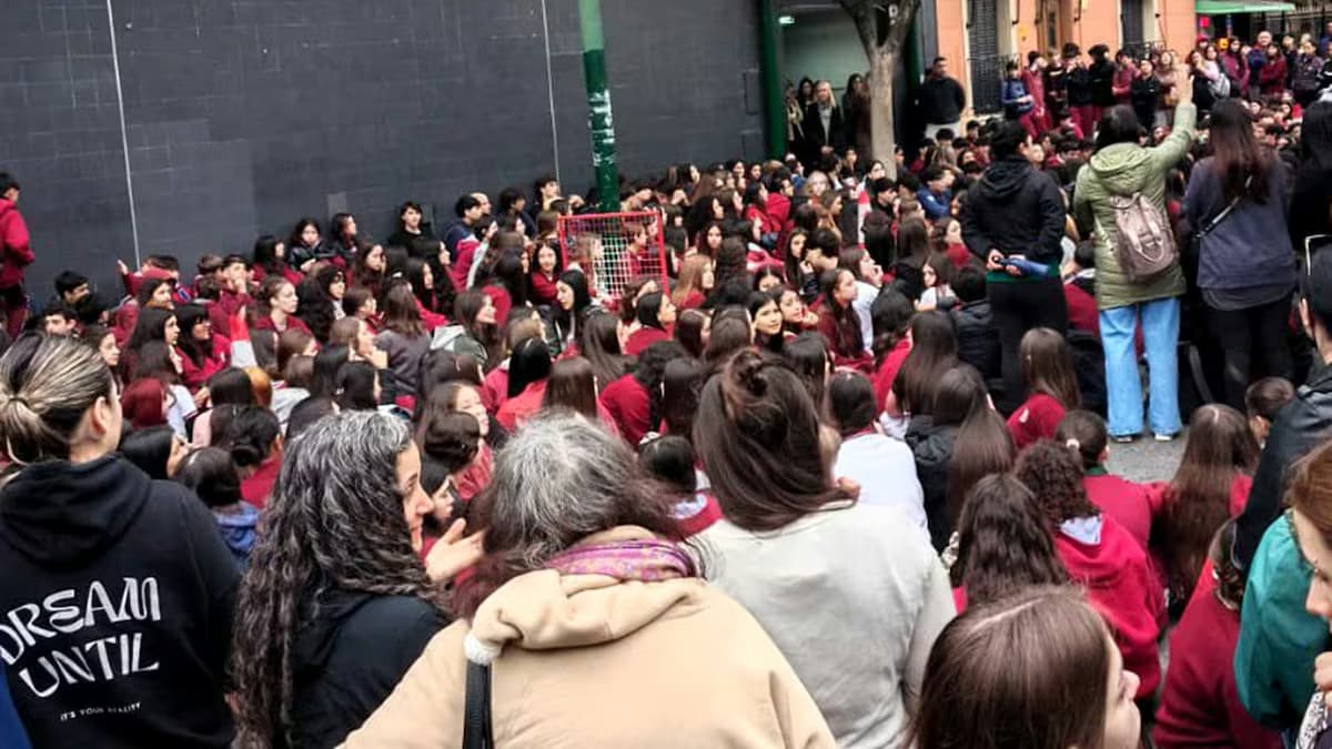 La semana pasada hubo una protesta pidiéndole explicaciones al colegio.