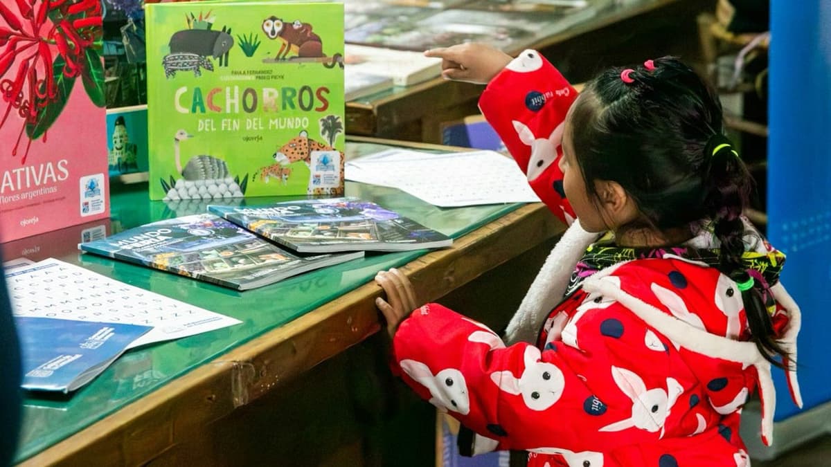 Una nueva colección para fortalecer la lectura en Lomas.