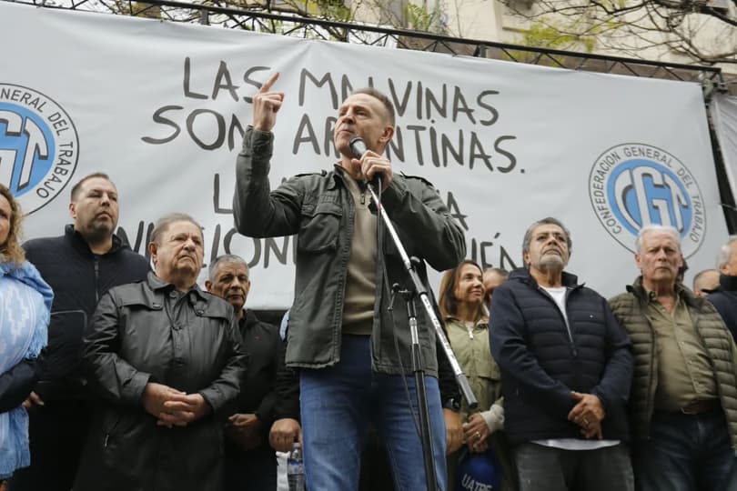 La CGT marchó en defensa de la industria nacional y cuestionó el modelo económico de Milei - imagen de origen